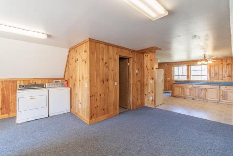 474 Death Valley Road Minot ME 04258