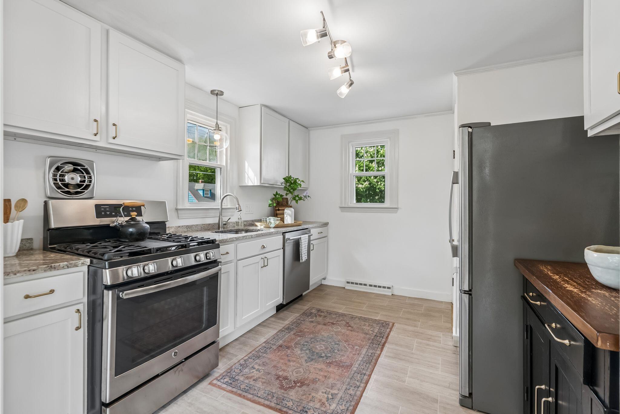 826 Highland Avenue South Portland ME 04106