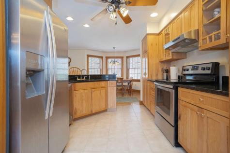 197 Granite Heights Farmington ME 04938