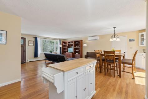 18 Sequoia Drive Freeport ME 04032