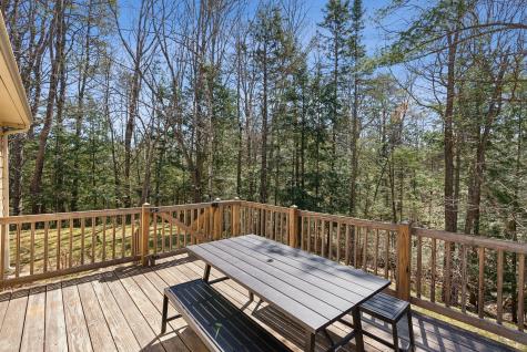 18 Sequoia Drive Freeport ME 04032