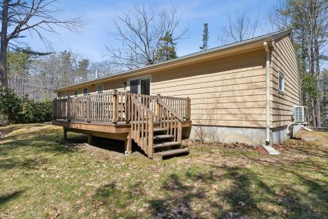 18 Sequoia Drive Freeport ME 04032