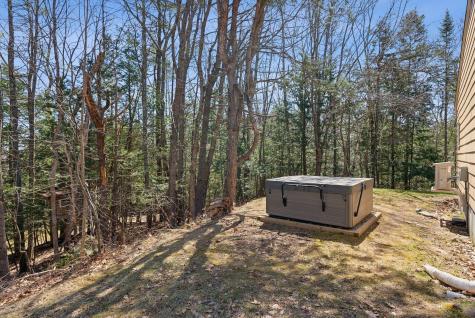 18 Sequoia Drive Freeport ME 04032