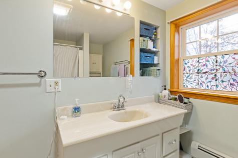 137 Barlen Street Farmington ME 04938
