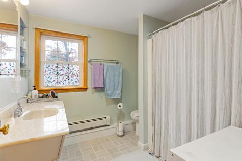 137 Barlen Street Farmington ME 04938