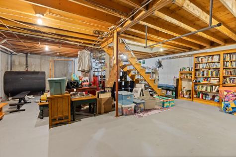 137 Barlen Street Farmington ME 04938