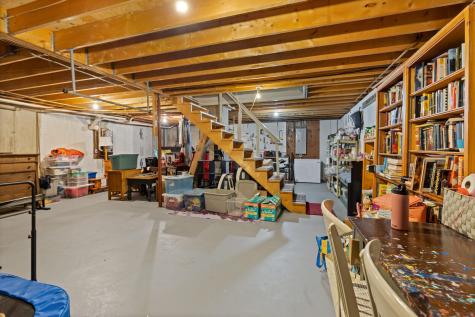 137 Barlen Street Farmington ME 04938