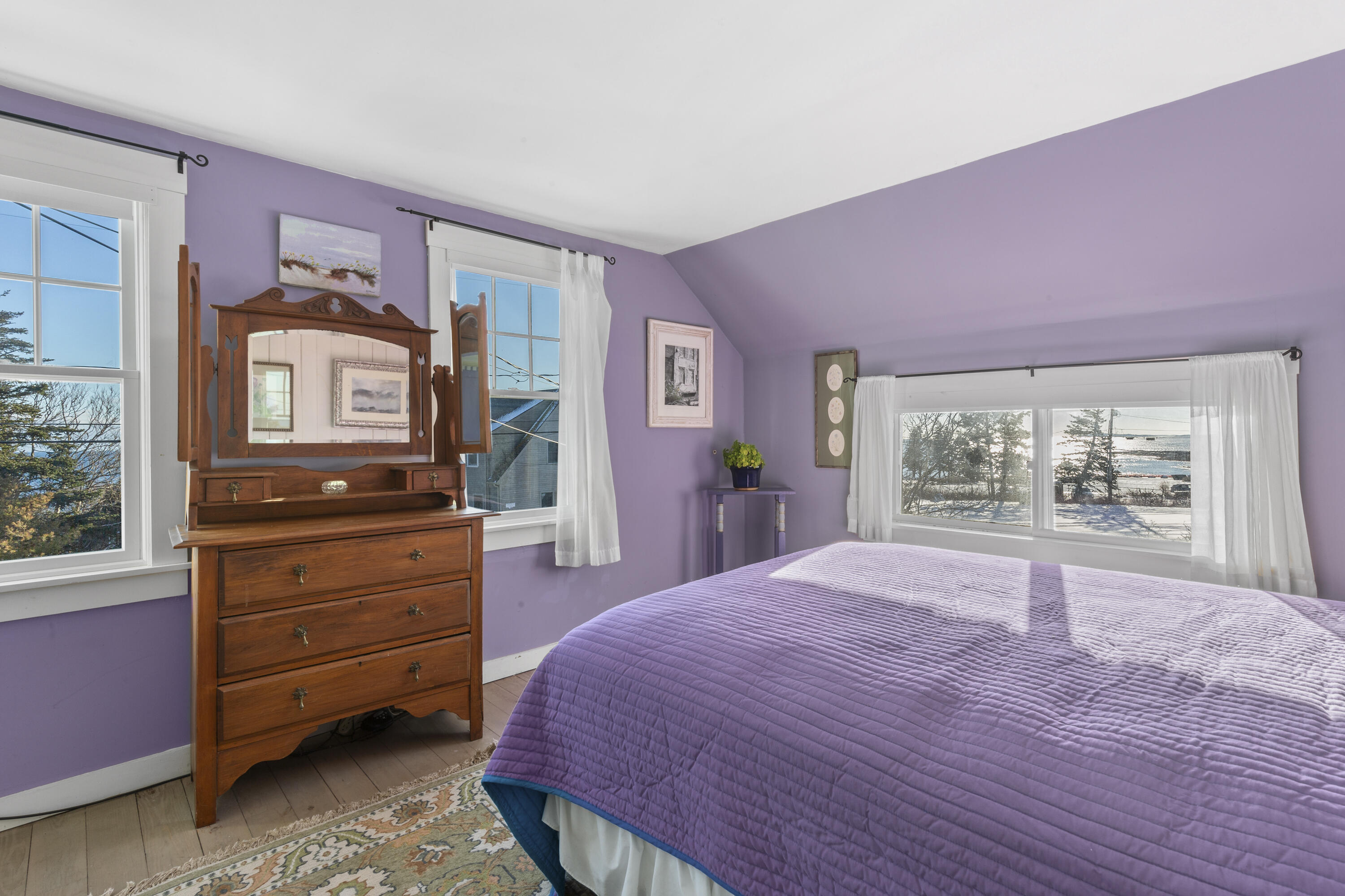 12 Cliff Road Bristol ME 04554