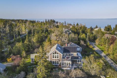 12 Cliff Road Bristol ME 04554
