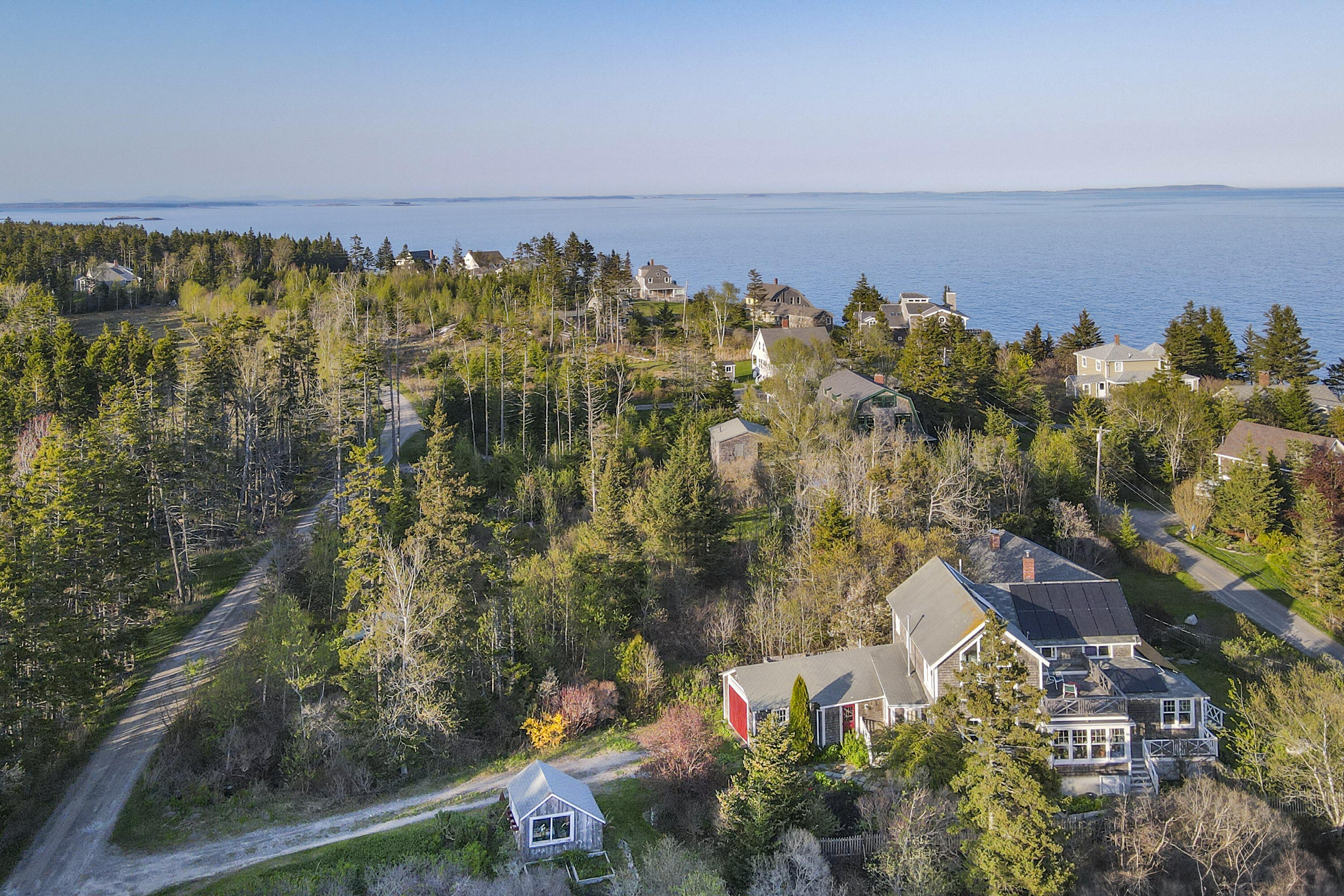 12 Cliff Road Bristol ME 04554