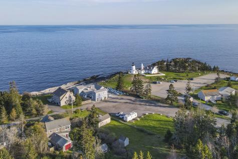 12 Cliff Road Bristol ME 04554