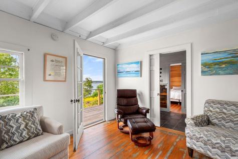 14 Kingsbury Point Vinalhaven ME 04863