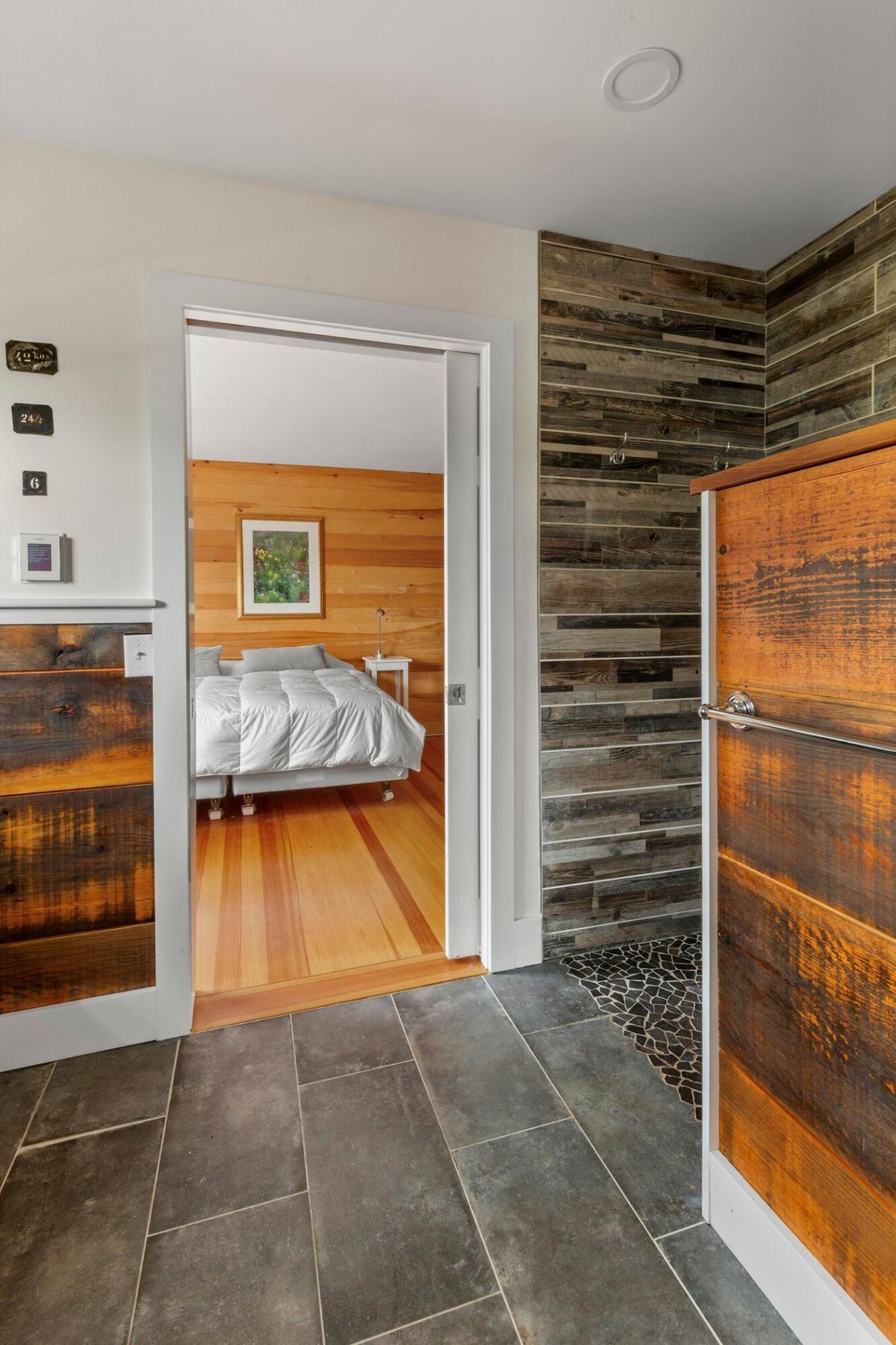 14 Kingsbury Point Vinalhaven ME 04863