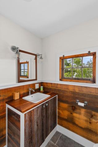 14 Kingsbury Point Vinalhaven ME 04863