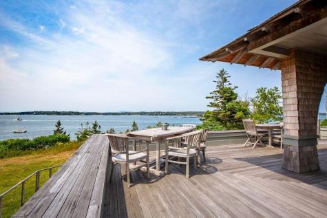 14 Kingsbury Point Vinalhaven ME 04863