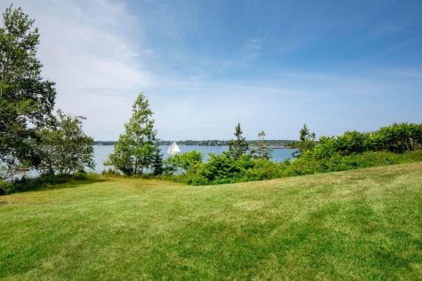 14 Kingsbury Point Vinalhaven ME 04863