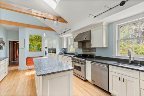 14 Kingsbury Point Vinalhaven ME 04863