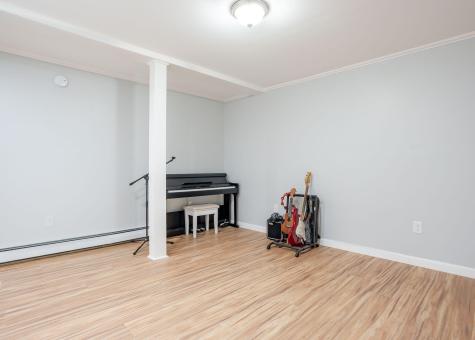 17 Christopher Road Gorham ME 04038