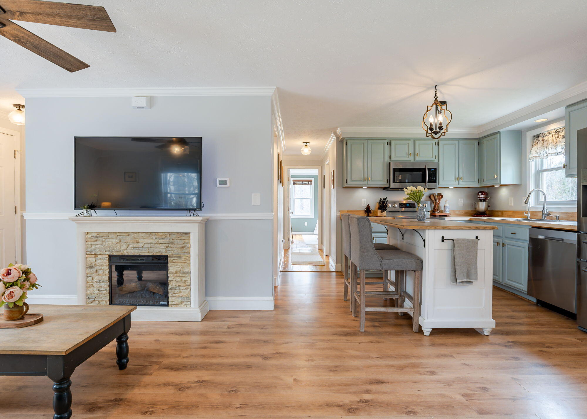 17 Christopher Road Gorham ME 04038