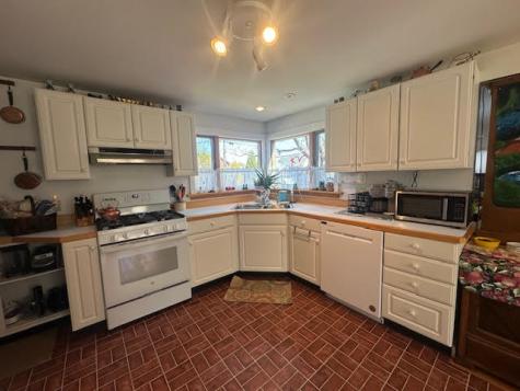 31 Ocean Street Belfast ME 04915