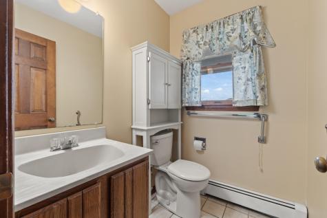 75 Amberley Way Auburn ME 04210