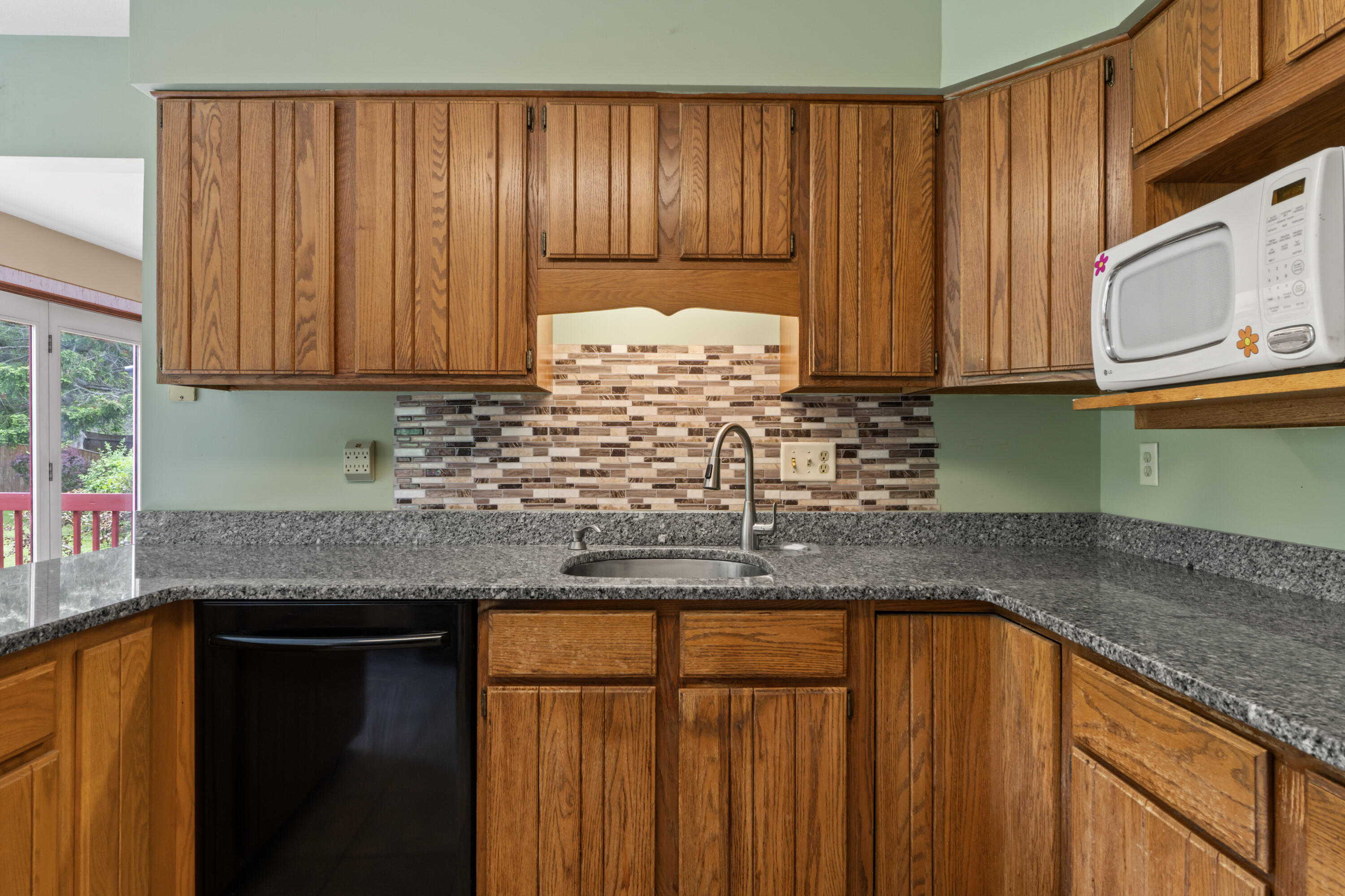 75 Amberley Way Auburn ME 04210