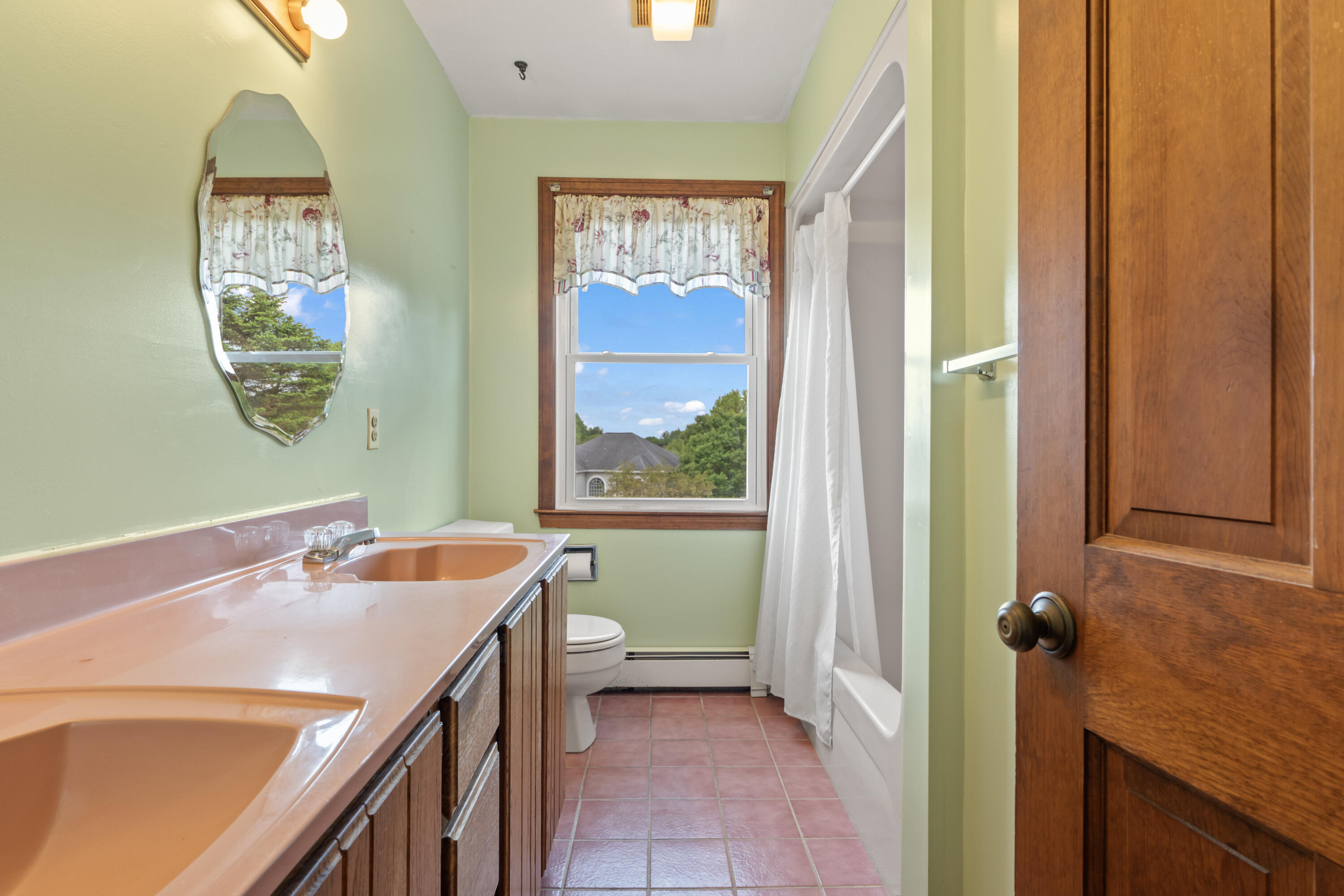 75 Amberley Way Auburn ME 04210