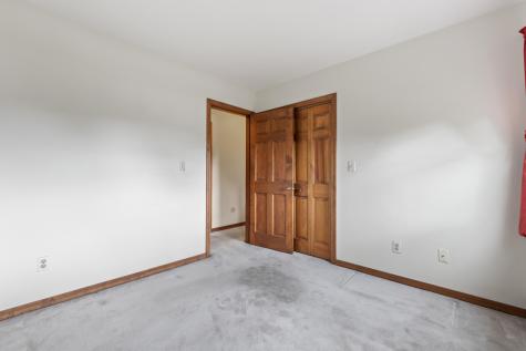 75 Amberley Way Auburn ME 04210