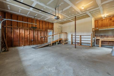 75 Amberley Way Auburn ME 04210