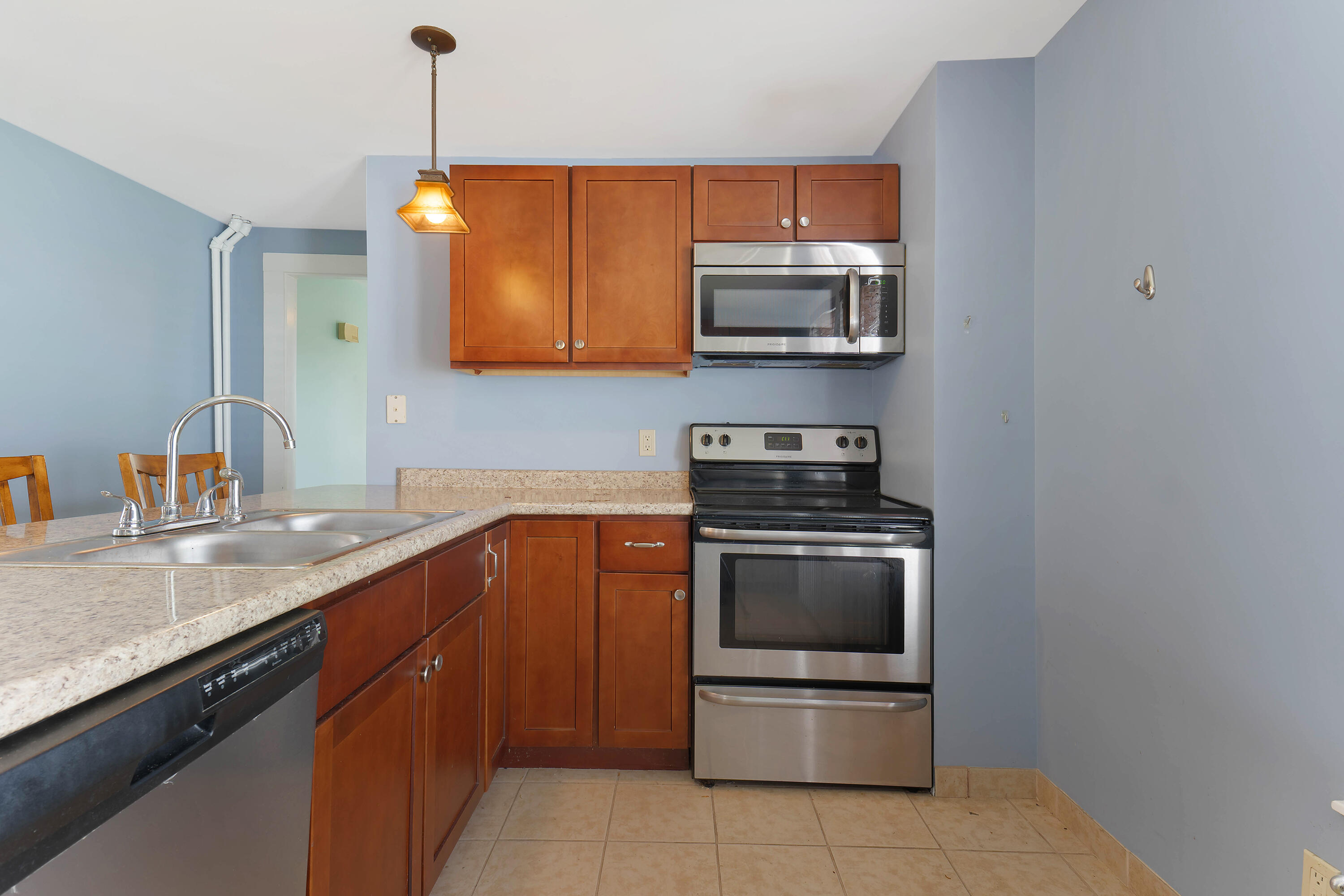 14 Cassell Street Lewiston ME 04240