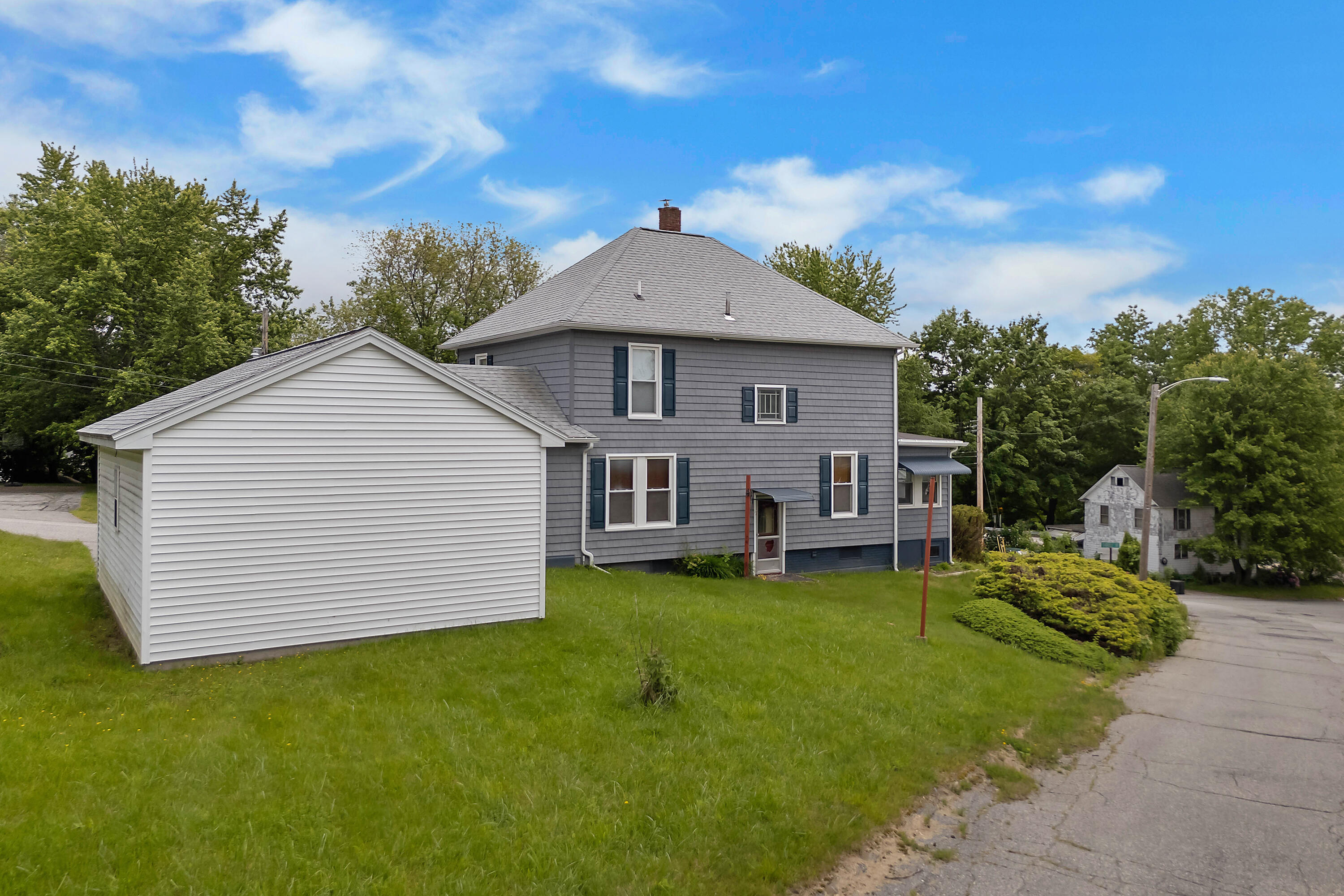 14 Cassell Street Lewiston ME 04240