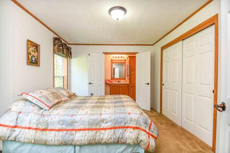 744 Us Rt-1 York ME 03909