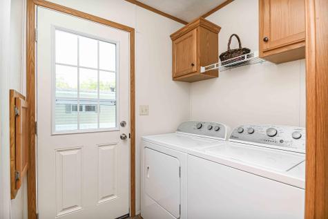 744 Us Rt-1 York ME 03909