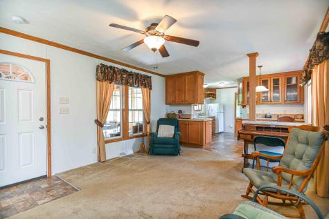 744 Us Rt-1 York ME 03909