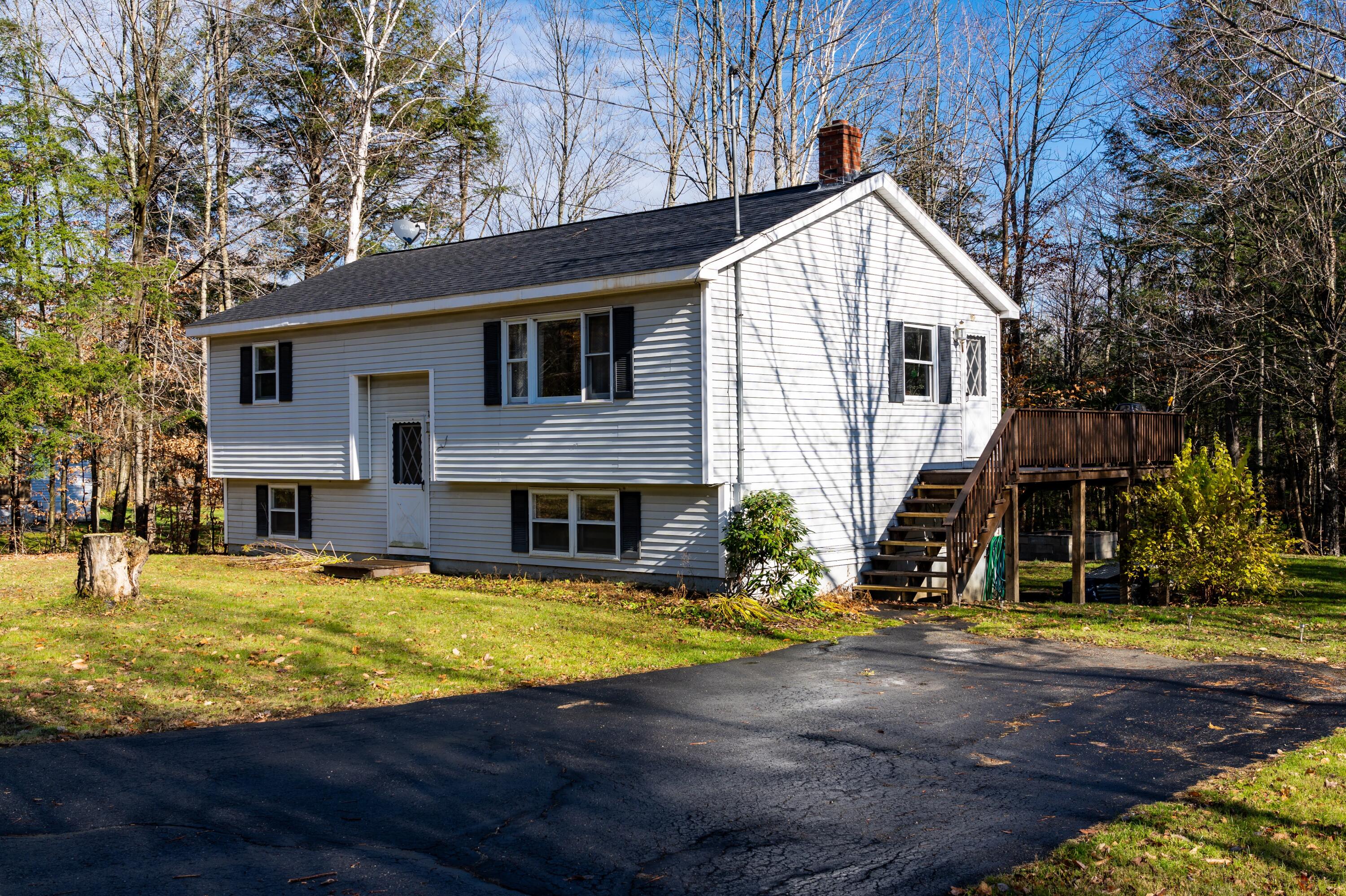 3503 Middle Road Sidney Maine Real Estate Listing MLS 1514812