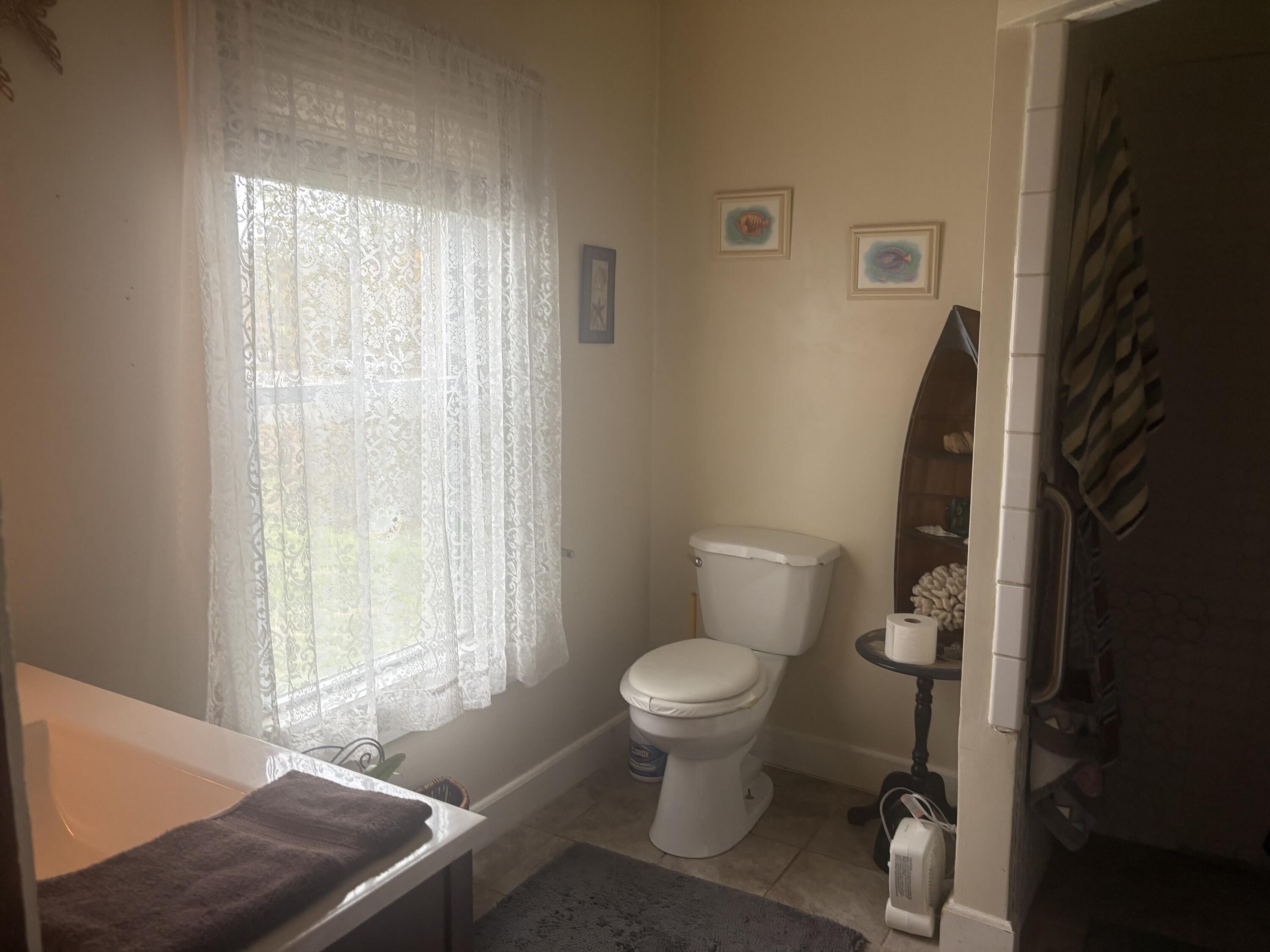 10 Ridge Road Windsor ME 04363