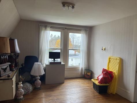 10 Ridge Road Windsor ME 04363
