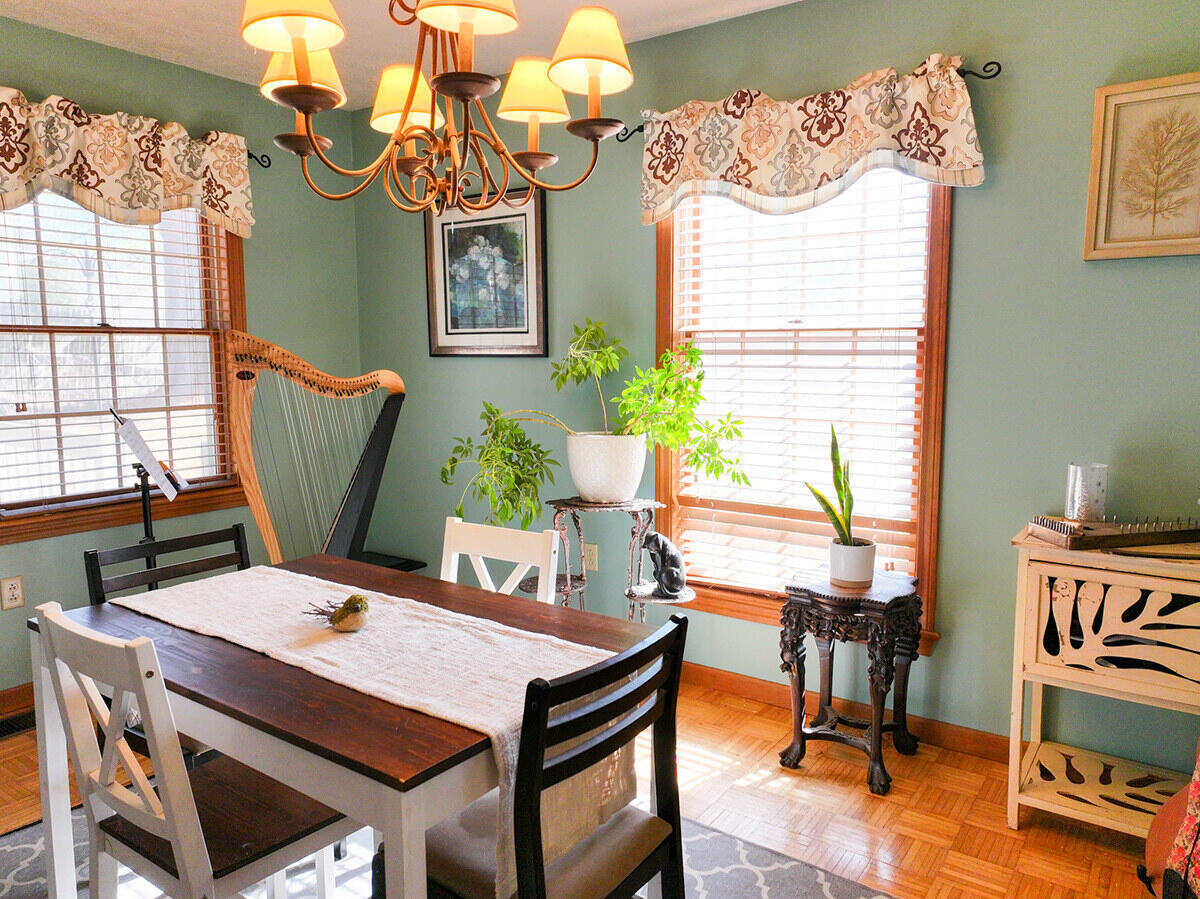 11 Kensington Terrace Lewiston ME 04240