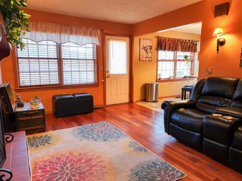 11 Kensington Terrace Lewiston ME 04240