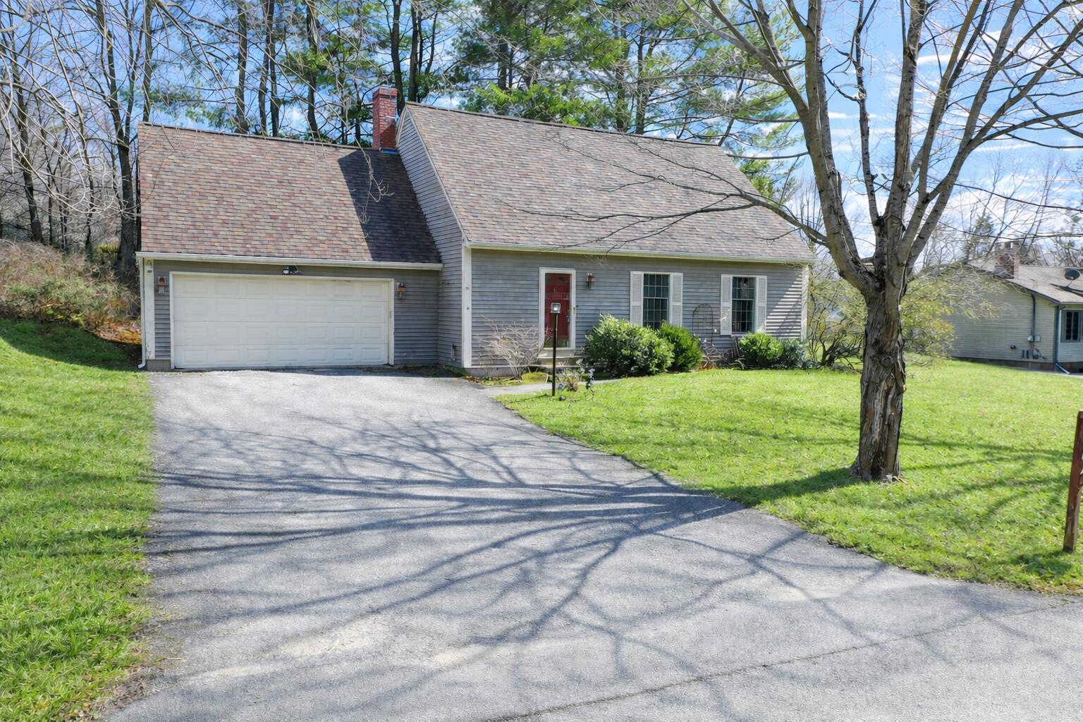 11 Kensington Terrace Lewiston ME 04240