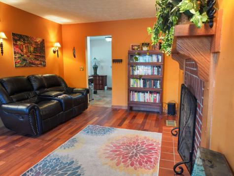 11 Kensington Terrace Lewiston ME 04240