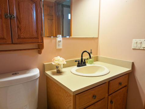 11 Kensington Terrace Lewiston ME 04240