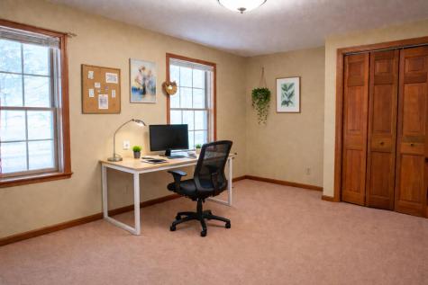 11 Kensington Terrace Lewiston ME 04240