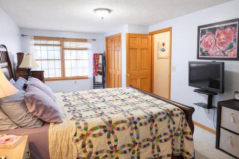 11 Kensington Terrace Lewiston ME 04240