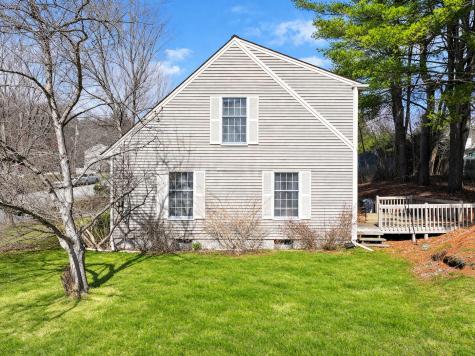 11 Kensington Terrace Lewiston ME 04240