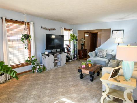 11 Kensington Terrace Lewiston ME 04240