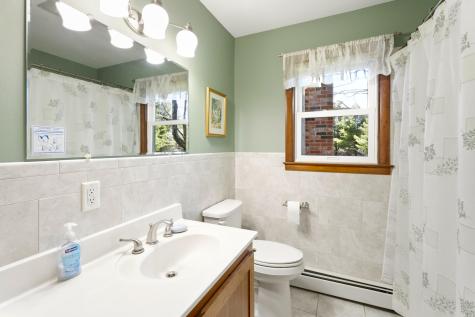 85 Longmeadow Drive Brewer ME 04412