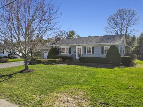 85 Longmeadow Drive Brewer ME 04412