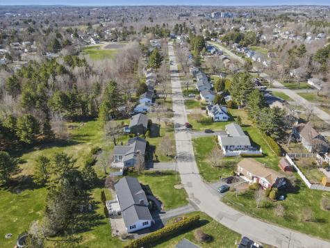 85 Longmeadow Drive Brewer ME 04412