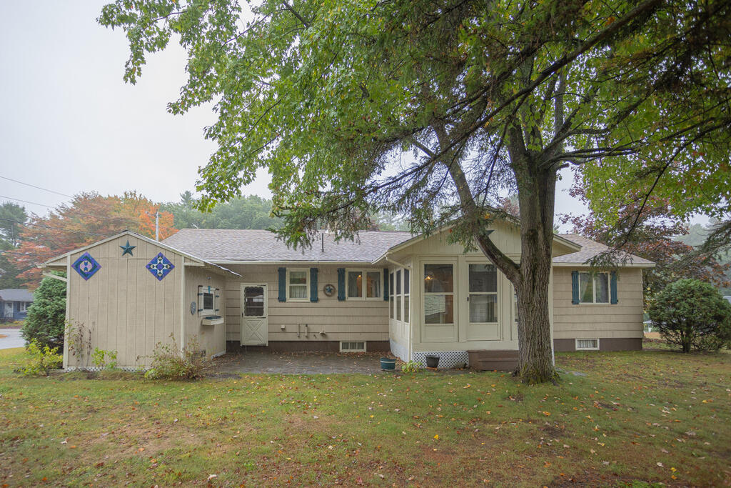 17 Oak Street Jay ME 04239